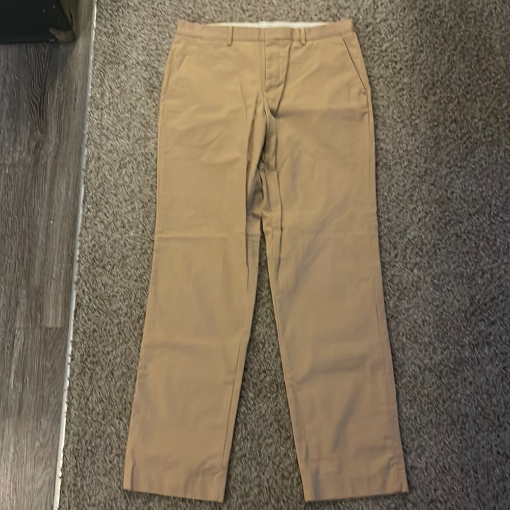 Express dress pants never wore.  Didn’t fit me.  33 waist. 34 I’m the length.